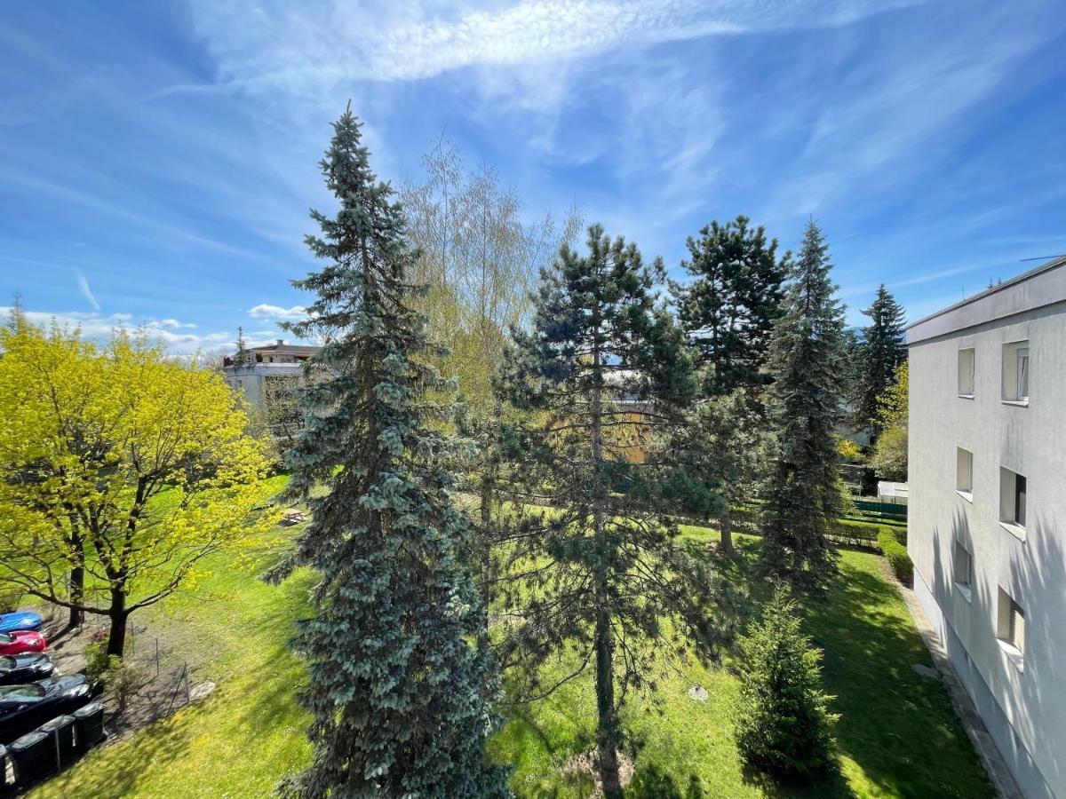 Spacious 3Bd Top Floor Flat Close To Lake Klagenfurt am Woerthersee Exterior photo
