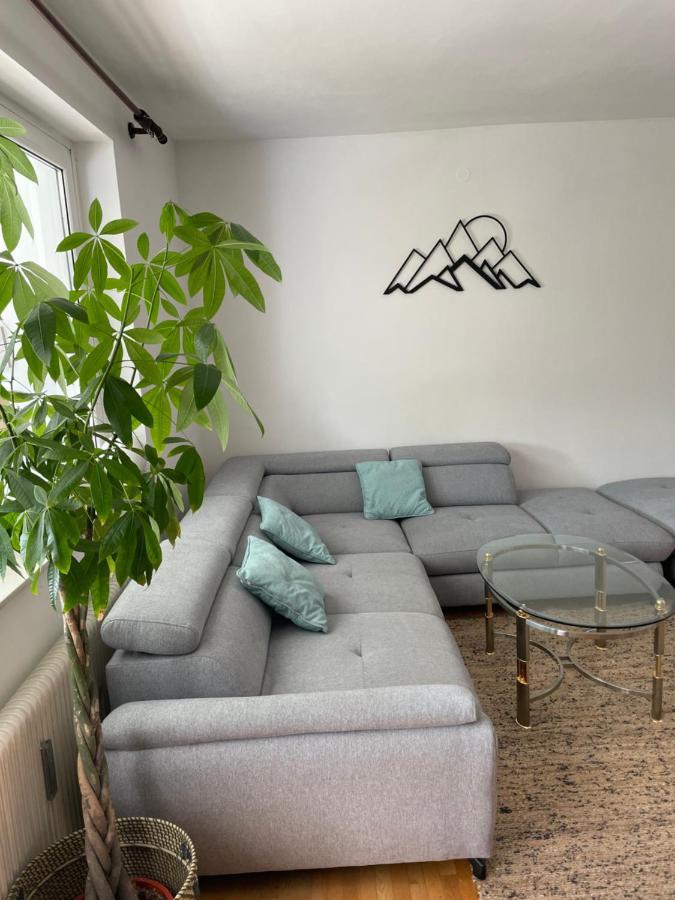 Spacious 3Bd Top Floor Flat Close To Lake Klagenfurt am Woerthersee Exterior photo